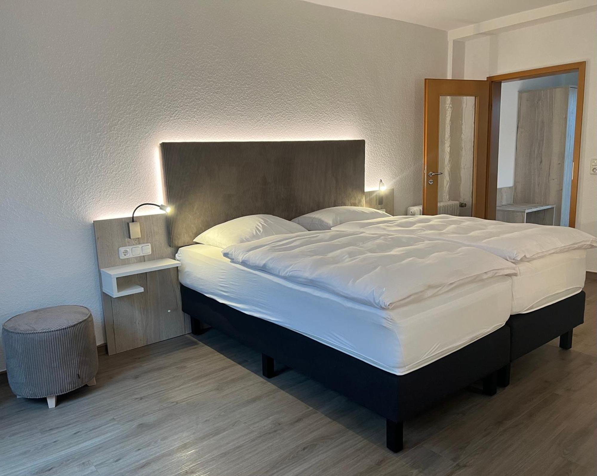 Hotel Zur Post Neubruchhausen Экстерьер фото