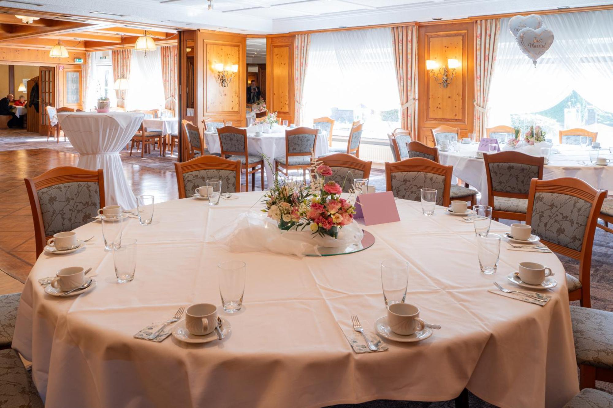 Hotel Zur Post Neubruchhausen Экстерьер фото