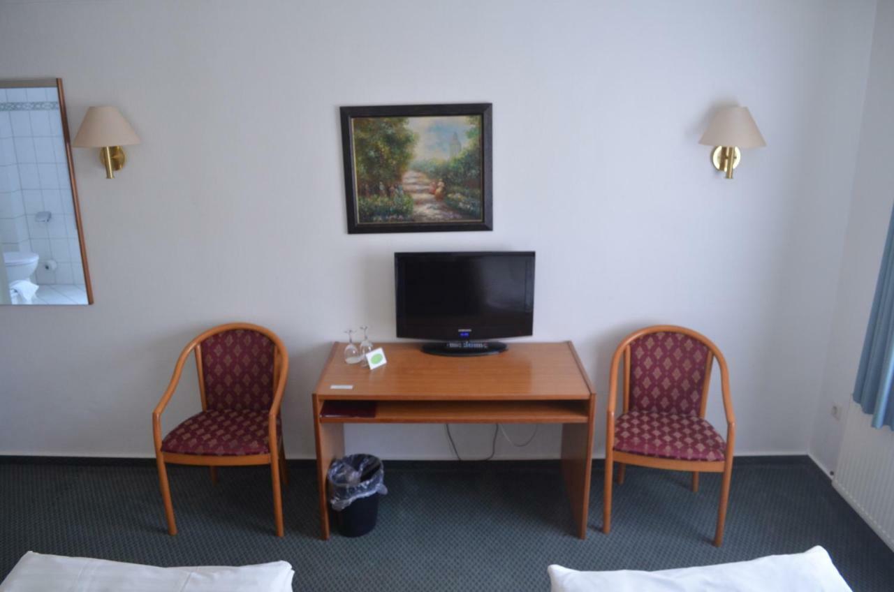 Hotel Zur Post Neubruchhausen Экстерьер фото